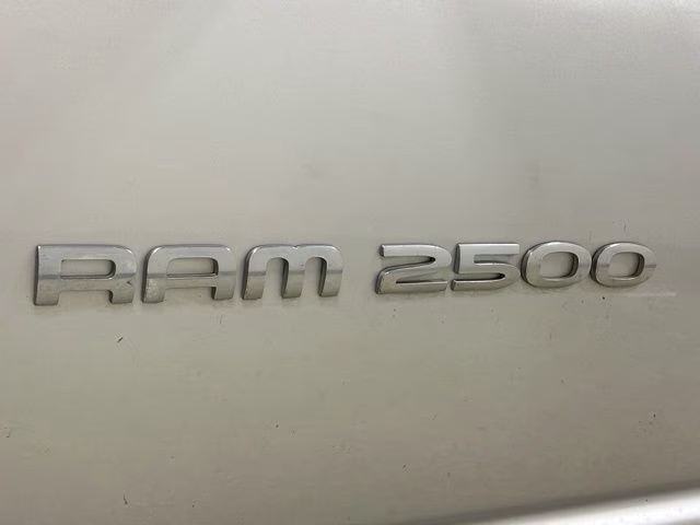 2006 Bright Silver Metallic Clearcoat Dodge Ram 2500 SLT 4X4 Truck
