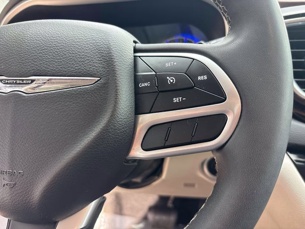 2023 Bright White Clearcoat Chrysler Voyager LX FWD Van