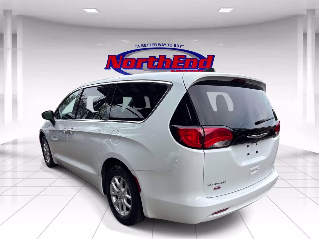 2023 Bright White Clearcoat Chrysler Voyager LX FWD Van
