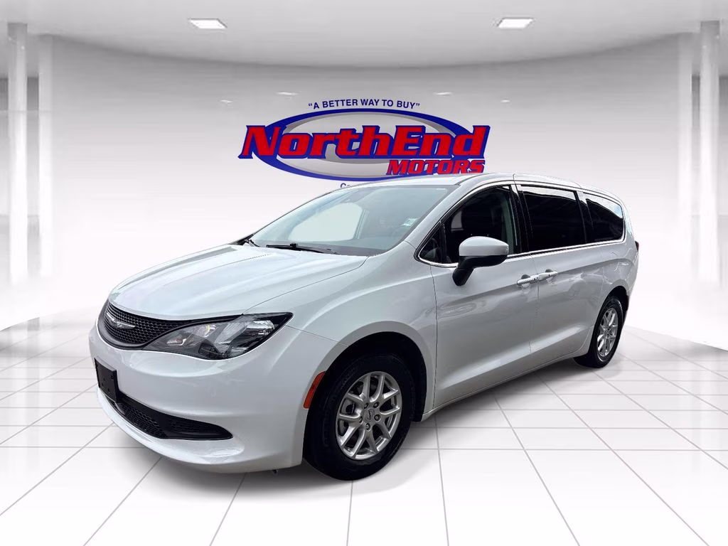 2023 Bright White Clearcoat Chrysler Voyager LX FWD Van