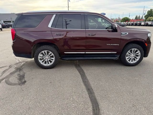 2022 Redwood Metallic GMC Yukon SLT 4X4 SUV