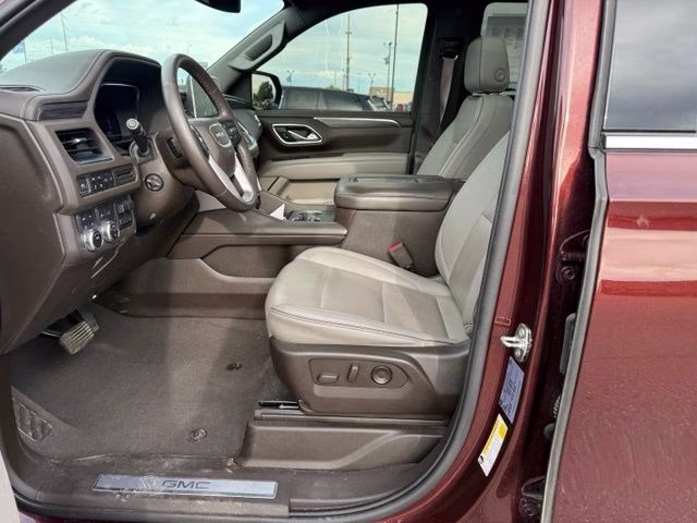 2022 Redwood Metallic GMC Yukon SLT 4X4 SUV