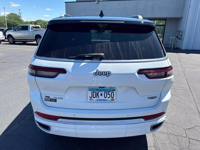 2022 Bright White Clearcoat Jeep Grand Cherokee L Summit 4X4 SUV