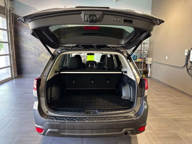2023 Magnetite Gray Metallic Subaru Forester Premium AWD SUV