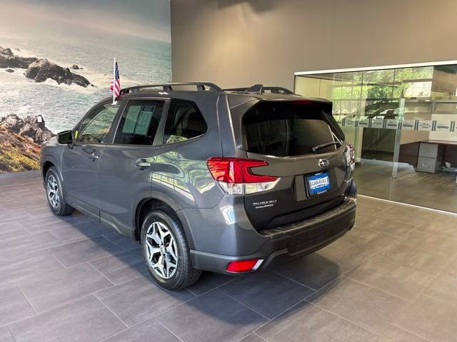 2023 Magnetite Gray Metallic Subaru Forester Premium AWD SUV