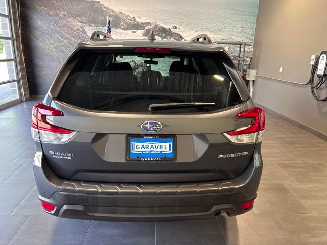 2023 Magnetite Gray Metallic Subaru Forester Premium AWD SUV