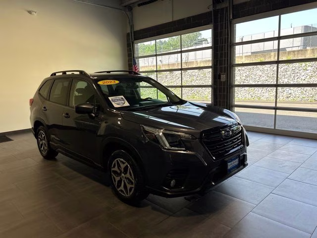 2023 Magnetite Gray Metallic Subaru Forester Premium AWD SUV