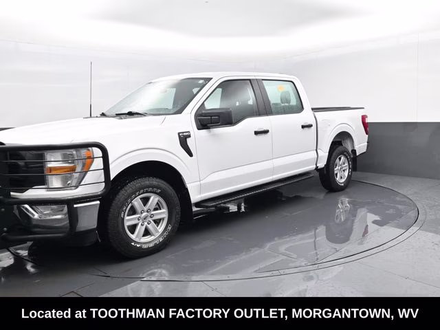 2021 Oxford White Ford F-150 XL 4X4 Truck