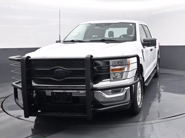 2021 Oxford White Ford F-150 XL 4X4 Truck