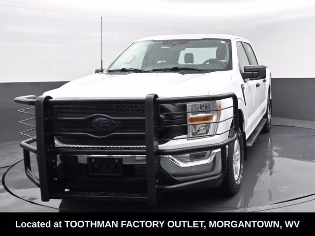 2021 Oxford White Ford F-150 XL 4X4 Truck
