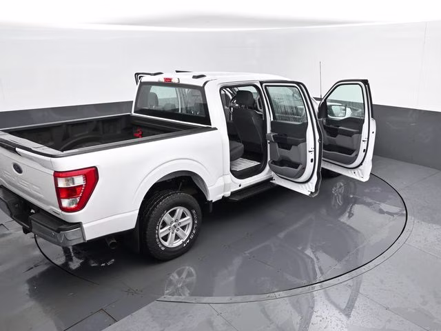 2021 Oxford White Ford F-150 XL 4X4 Truck