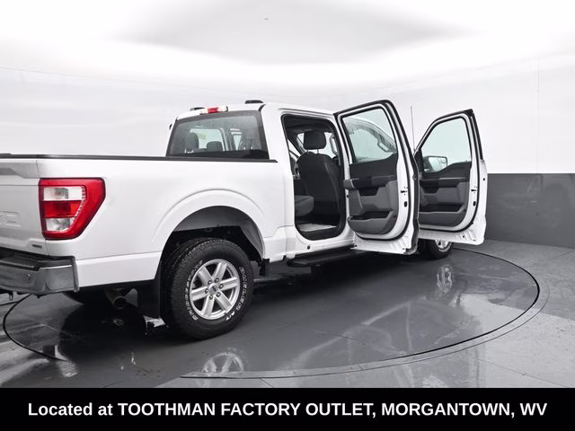 2021 Oxford White Ford F-150 XL 4X4 Truck