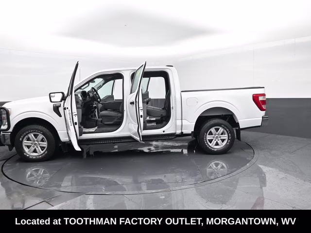 2021 Oxford White Ford F-150 XL 4X4 Truck
