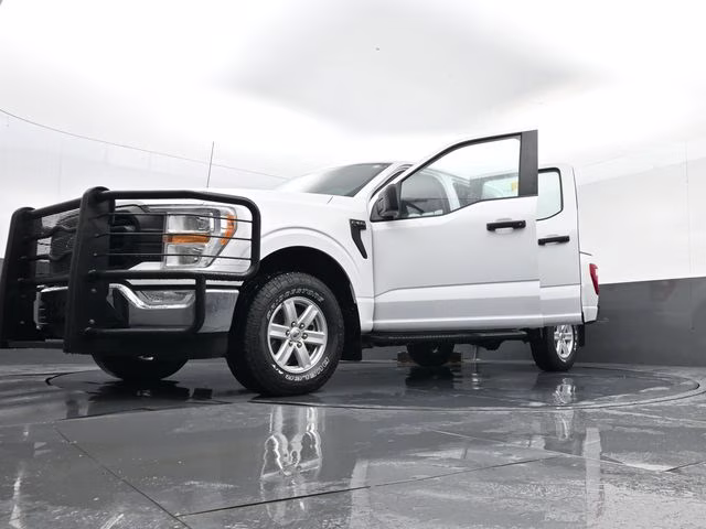2021 Oxford White Ford F-150 XL 4X4 Truck