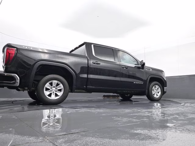 2023 Black GMC Sierra 1500 SLE 4X4 Truck