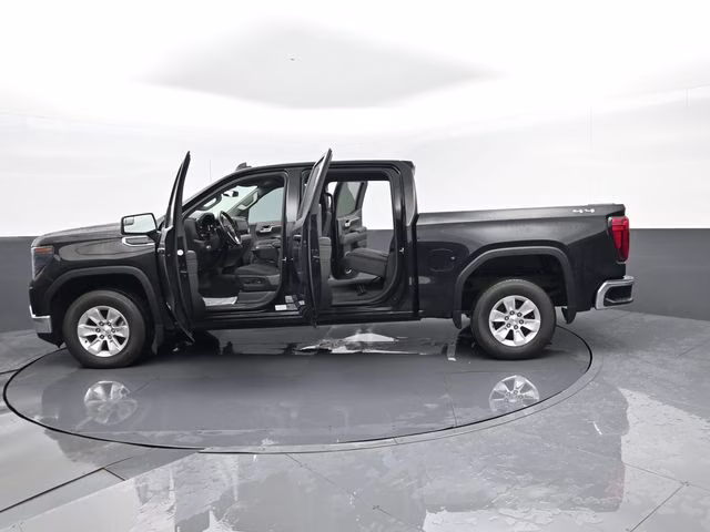 2023 Black GMC Sierra 1500 SLE 4X4 Truck
