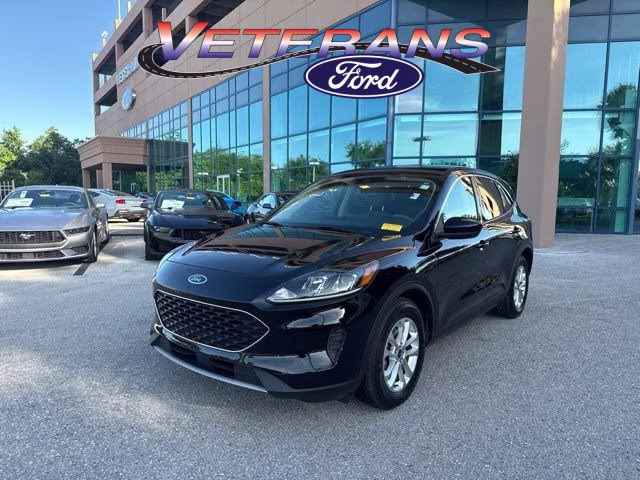 2020 Agate Black Metallic Ford Escape SE FWD SUV