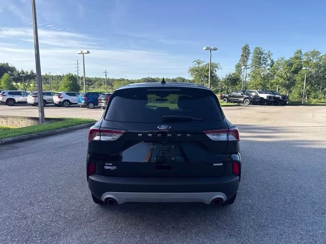 2020 Agate Black Metallic Ford Escape SE FWD SUV