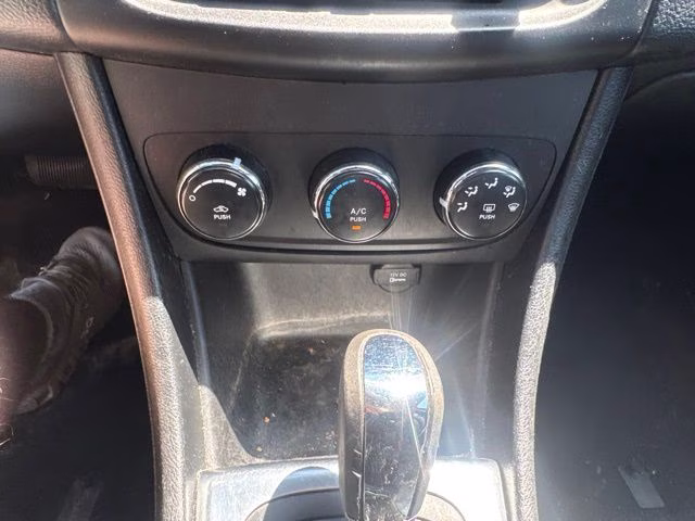 2014 Blue Streak Pearlcoat Dodge Avenger SE FWD Sedan