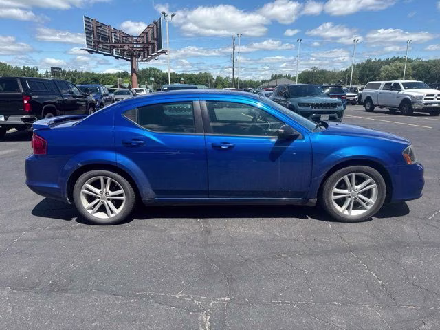 2014 Blue Streak Pearlcoat Dodge Avenger SE FWD Sedan