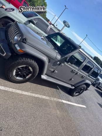 2020 Sting-Gray Clearcoat Jeep Wrangler Unlimited Sahara 4X4 SUV