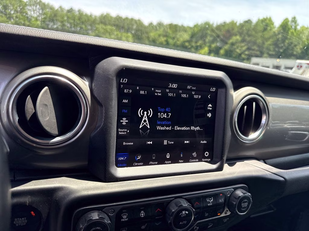 2020 Sting-Gray Clearcoat Jeep Wrangler Unlimited Sahara 4X4 SUV