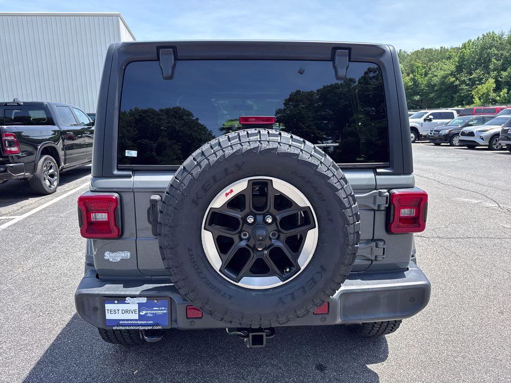 2020 Sting-Gray Clearcoat Jeep Wrangler Unlimited Sahara 4X4 SUV