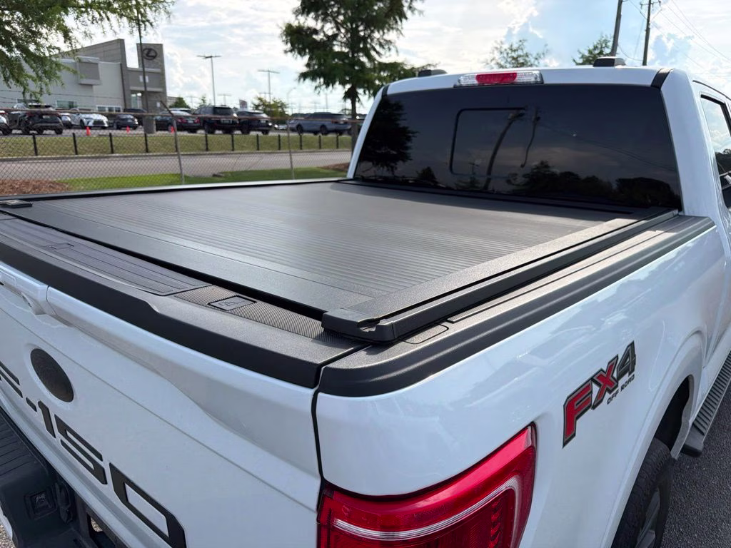 2023 Oxford White Ford F-150 XLT 4X4 Truck