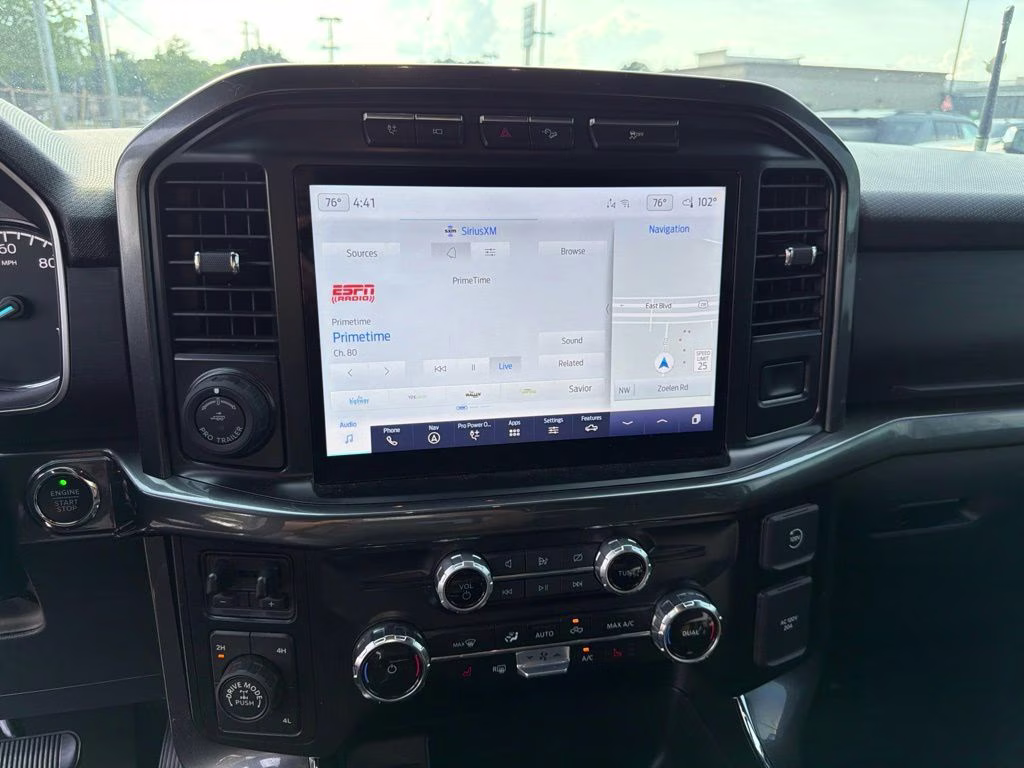 2023 Oxford White Ford F-150 XLT 4X4 Truck
