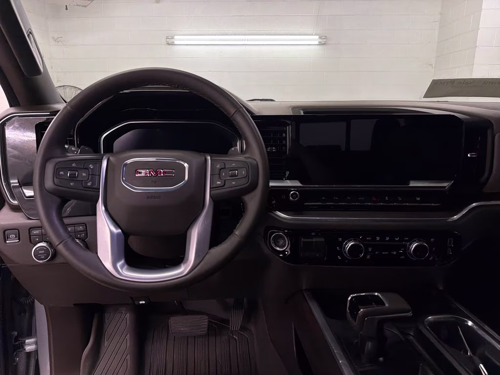 2025 Sterling Metallic GMC Sierra 1500 SLT 4X4 Truck