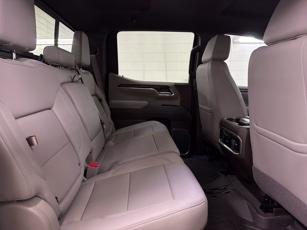 2025 Sterling Metallic GMC Sierra 1500 SLT 4X4 Truck