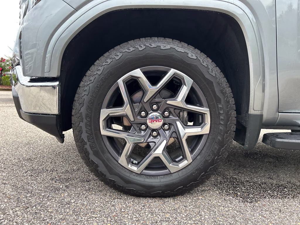 2025 Sterling Metallic GMC Sierra 1500 SLT 4X4 Truck