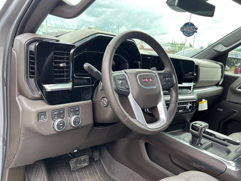 2025 Sterling Metallic GMC Sierra 1500 SLT 4X4 Truck
