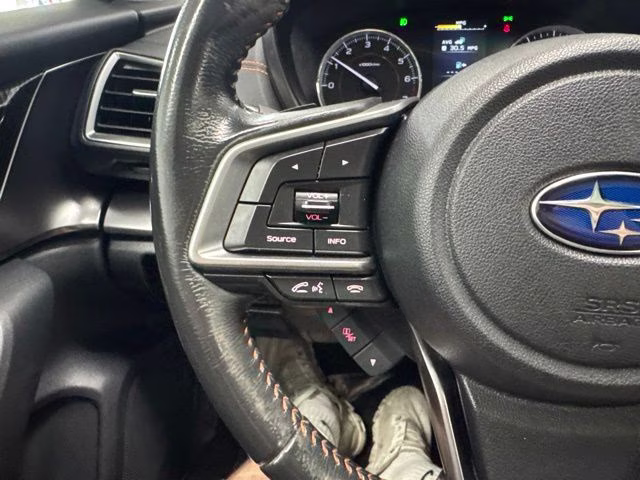 2018 Crystal White Pearl Subaru Crosstrek 2.0i Limited AWD SUV