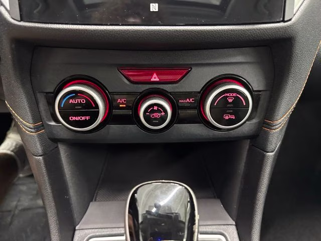 2018 Crystal White Pearl Subaru Crosstrek 2.0i Limited AWD SUV