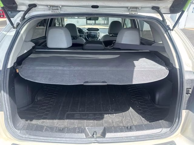 2018 Crystal White Pearl Subaru Crosstrek 2.0i Limited AWD SUV