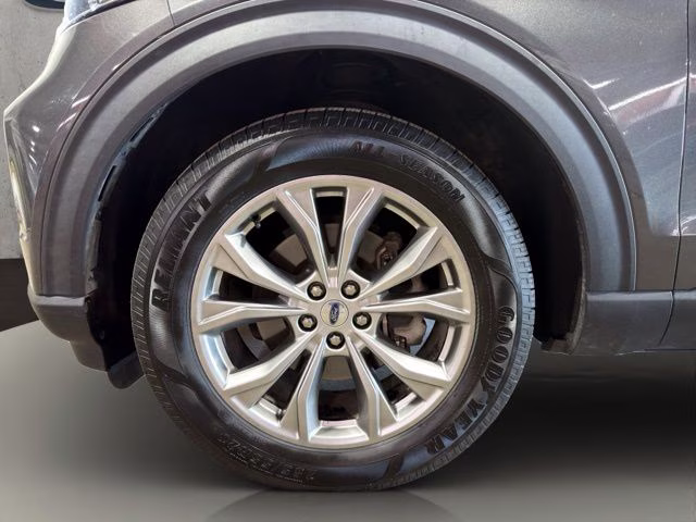 2020 Magnetic Metallic Ford Explorer Limited 4X4 SUV