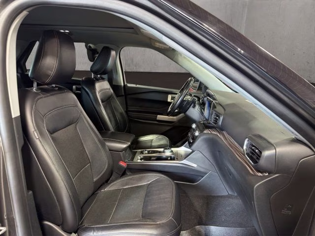 2020 Magnetic Metallic Ford Explorer Limited 4X4 SUV