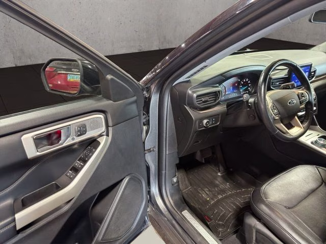 2020 Magnetic Metallic Ford Explorer Limited 4X4 SUV