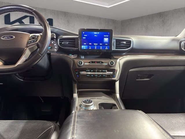 2020 Magnetic Metallic Ford Explorer Limited 4X4 SUV