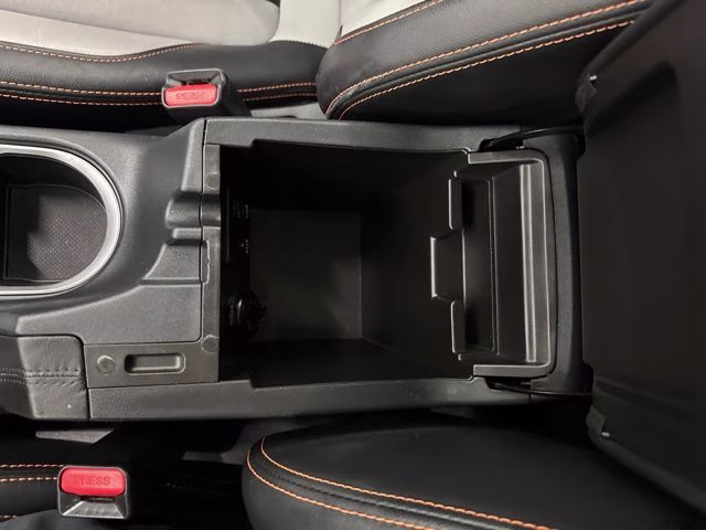 2018 Crystal White Pearl Subaru Crosstrek 2.0i Limited AWD SUV