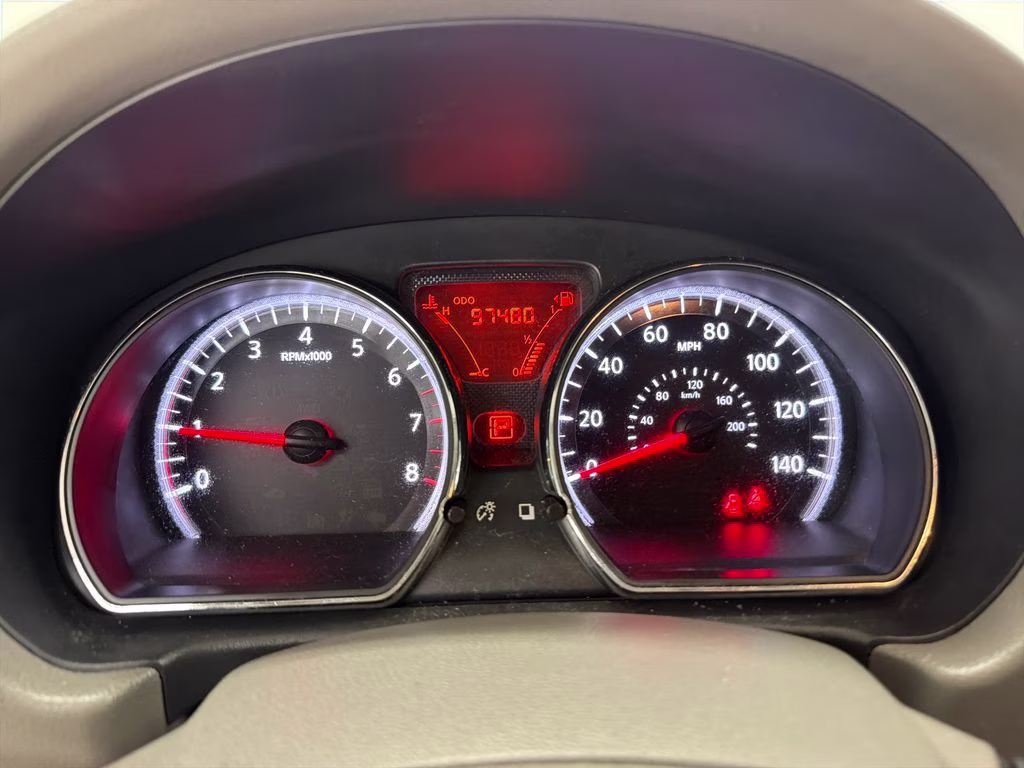 2012 Brilliant Silver Metallic Nissan Versa 1.6 SV FWD Sedan
