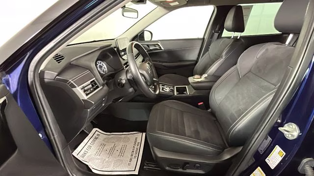 2023 Cosmic Blue Metallic Mitsubishi Outlander SE FWD SUV