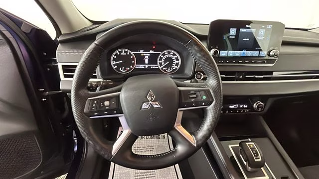 2023 Cosmic Blue Metallic Mitsubishi Outlander SE FWD SUV
