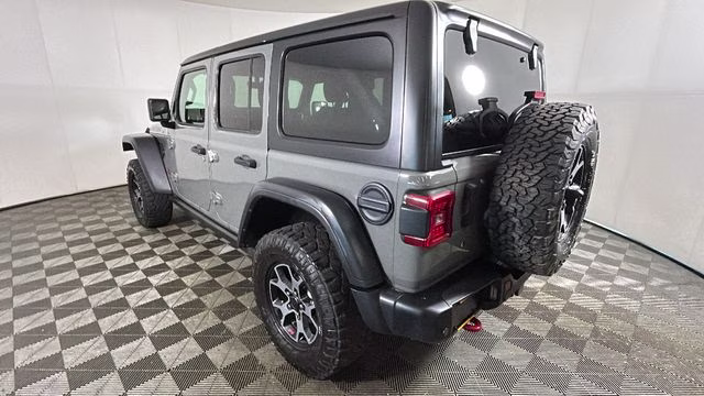 2018 Sting-Gray Clearcoat Jeep Wrangler Unlimited Rubicon 4X4 SUV