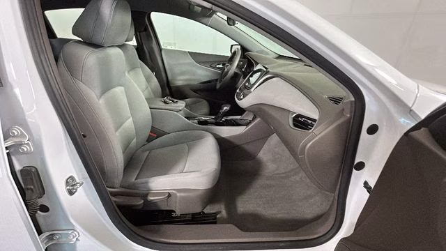 2023 Summit White Chevrolet Malibu LT FWD Sedan