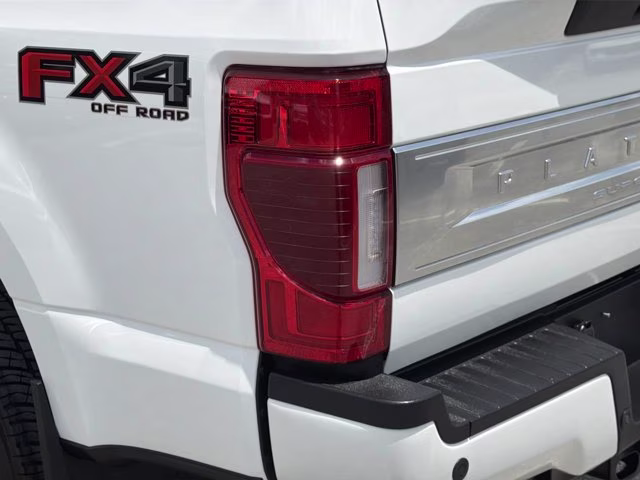 2022 White Metallic Ford Super Duty F-350 SRW Platinum 4X4 Truck