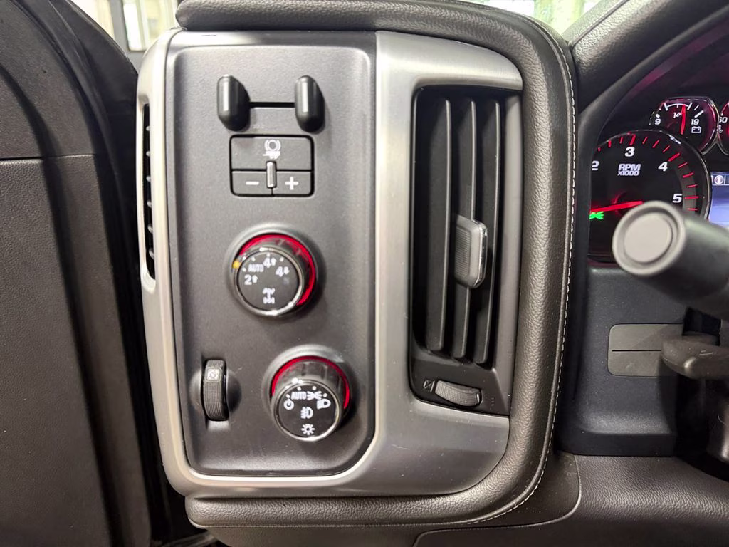 2016 Onyx Black GMC Sierra 1500 SLE Preferred Equpt w/Convenience & Value Pkgs 4X4 Truck