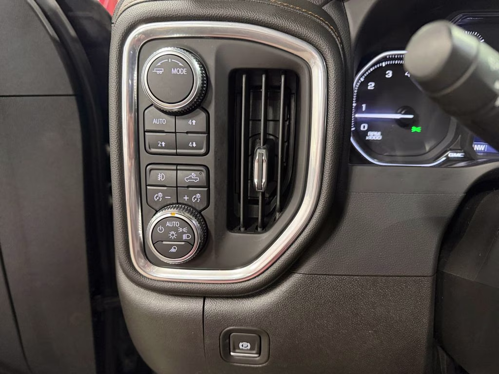 2021 Dark Sky Metallic GMC Sierra 1500 AT4 Preferred w/Trailer Tow Pkg 4X4 Truck