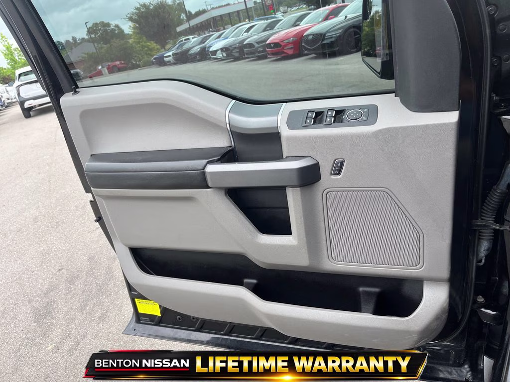 2018 Shadow Black Ford F-150 XLT 4X4 Truck